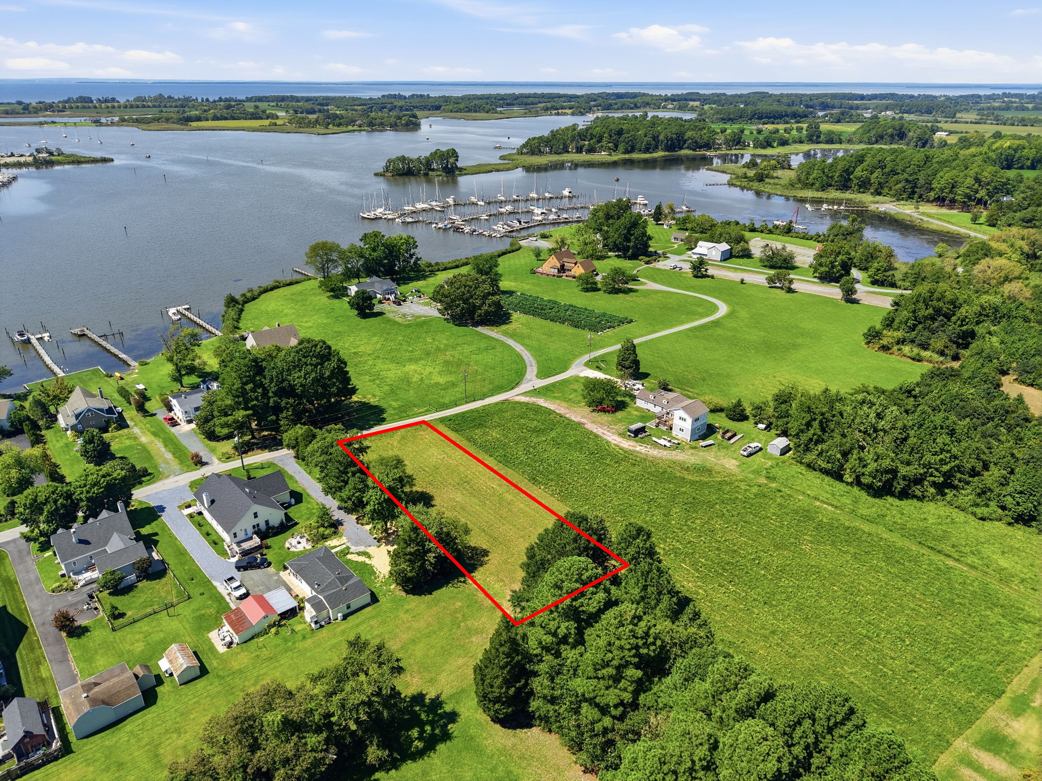 1-web-or-mls-HynsonRdLot-16